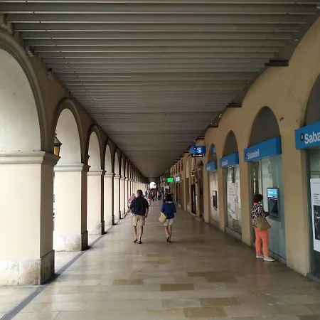 Casa Centrica A La Bisbal d'Emporda